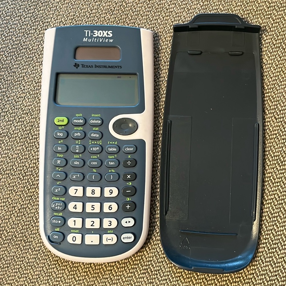 TI-30XS MULTIVIEW CALCULATOR with cover TEXAS INSTRUMENTS school works great EUC